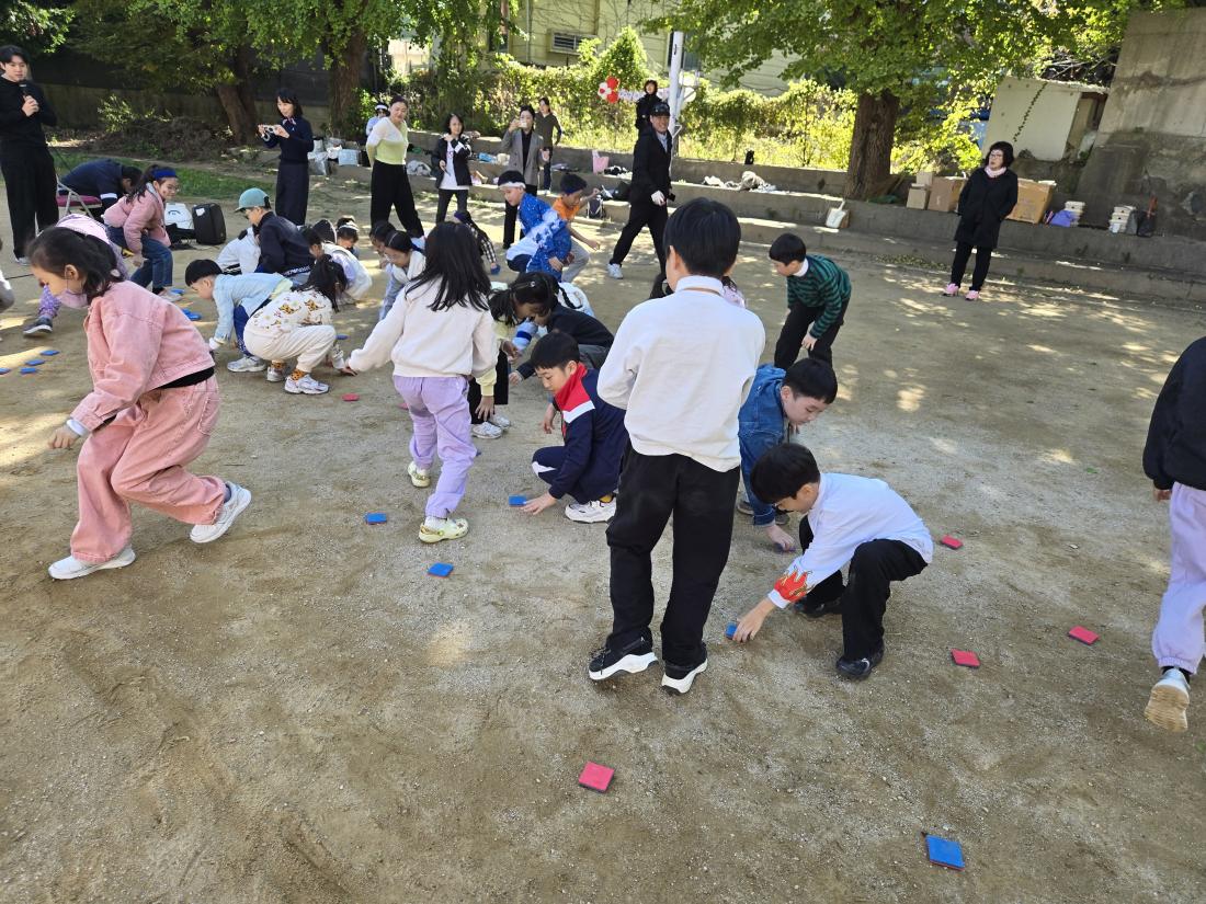 KakaoTalk_20251102_154118594_16.jpg : 11월  유년부 가을 운동회