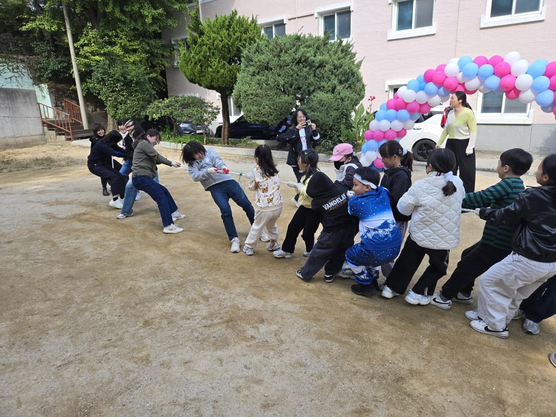 KakaoTalk_20251102_154118594_20.jpg : 11월  유년부 가을 운동회