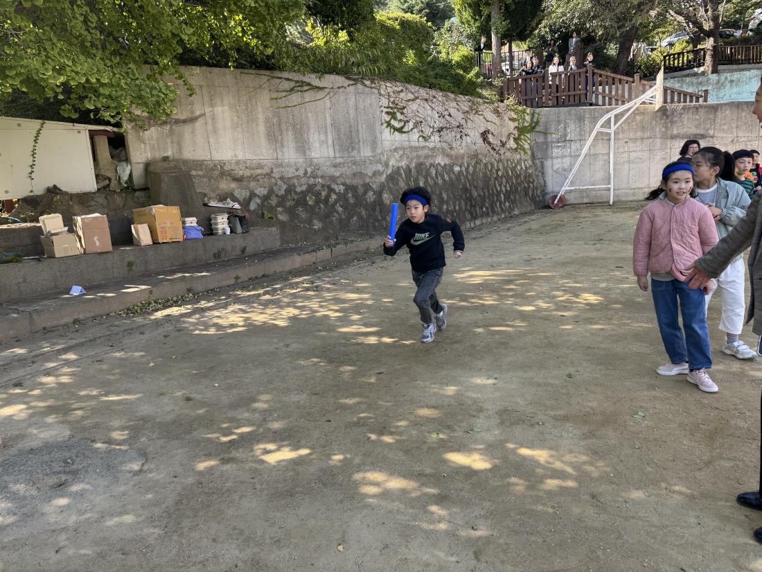 KakaoTalk_20251102_125457569_21.jpg : 11월  유년부 가을 운동회