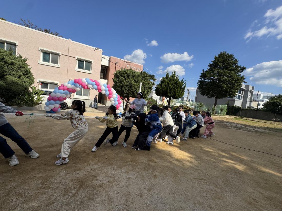 KakaoTalk_20251102_125353204_16.jpg : 11월  유년부 가을 운동회