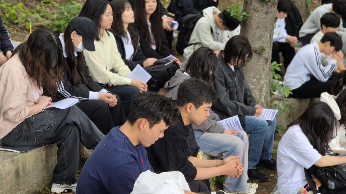 20250511_113345.jpg : 5월 11일 고등부 야외예배 사진입니다~
