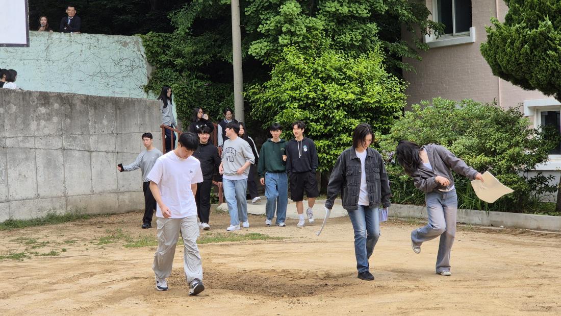 20250511_113756.jpg : 5월 11일 고등부 야외예배 사진입니다~