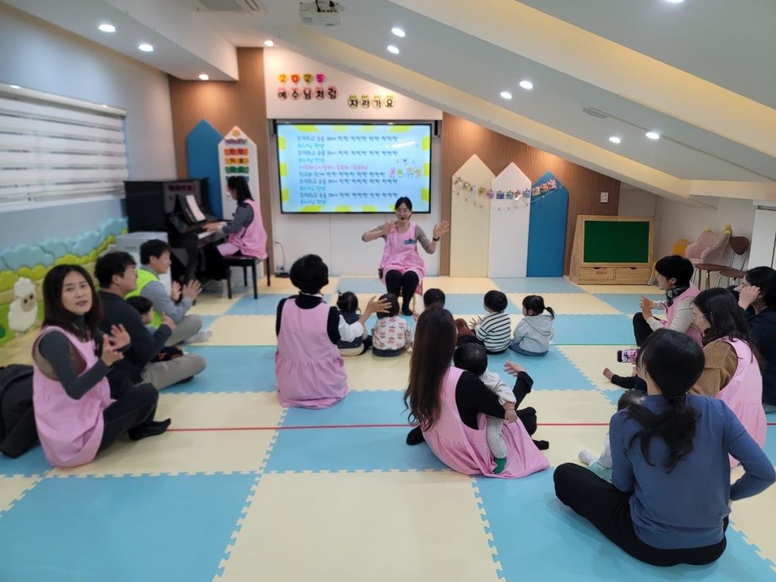 2025년 부산중앙교회 영아부_사진_20250310_3.jpg : 3월9일 주일 영아부 예배