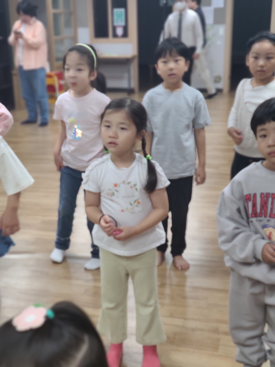 KakaoTalk_20231009_150515203_28.jpg : 20231008 유치부예배 ' 하나님께 믿음으로 나아가요!'