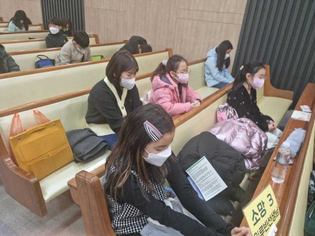 6D844D2F-780F-4622-8A02-9B8A801304B7.jpeg : 2022.12.25 초등부 예배입니다. (초등부 수료식, 2022년 시상, 성탄절)