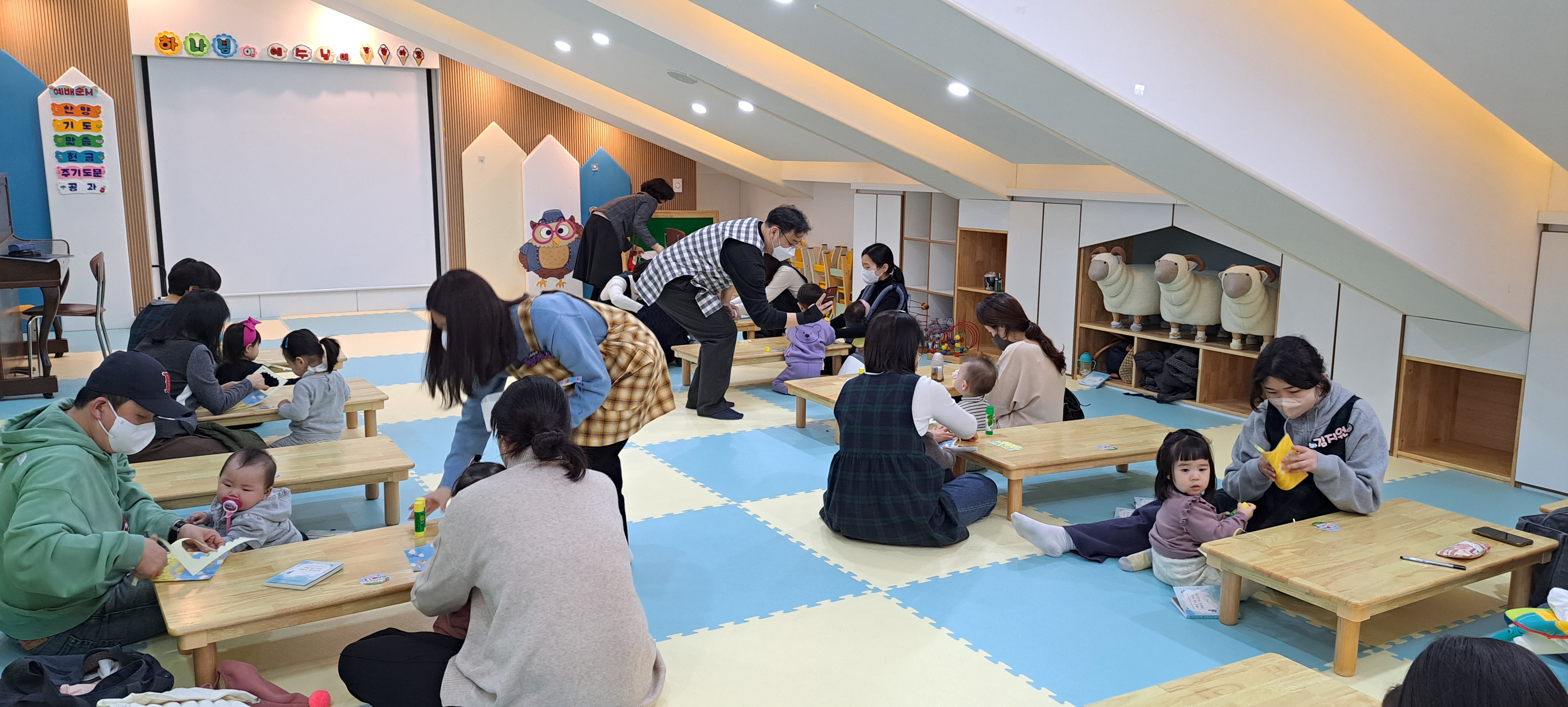20230305_115645.jpg : 영아부 예배입니다.