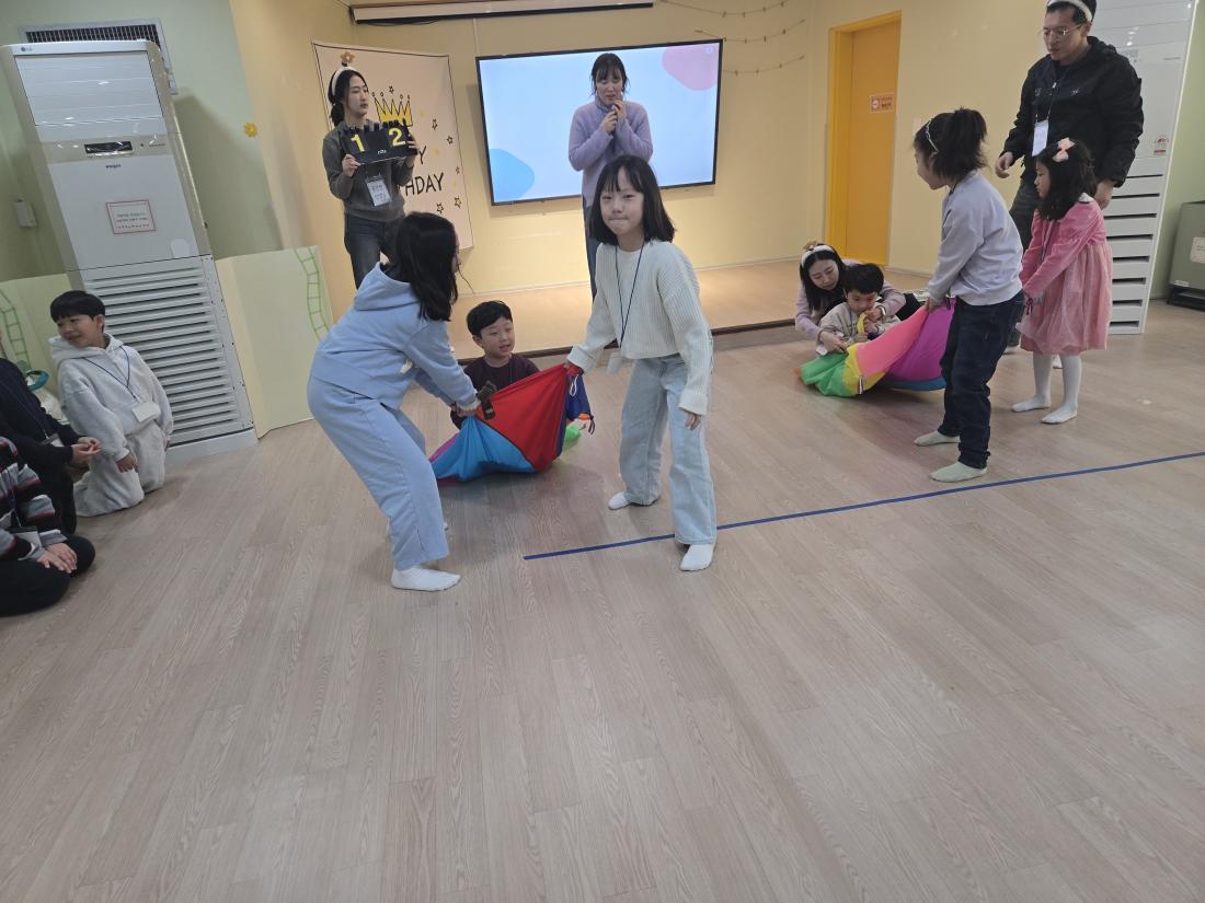 KakaoTalk_20260116_143406611_10.jpg : 둘째주 유년부 예배입니다