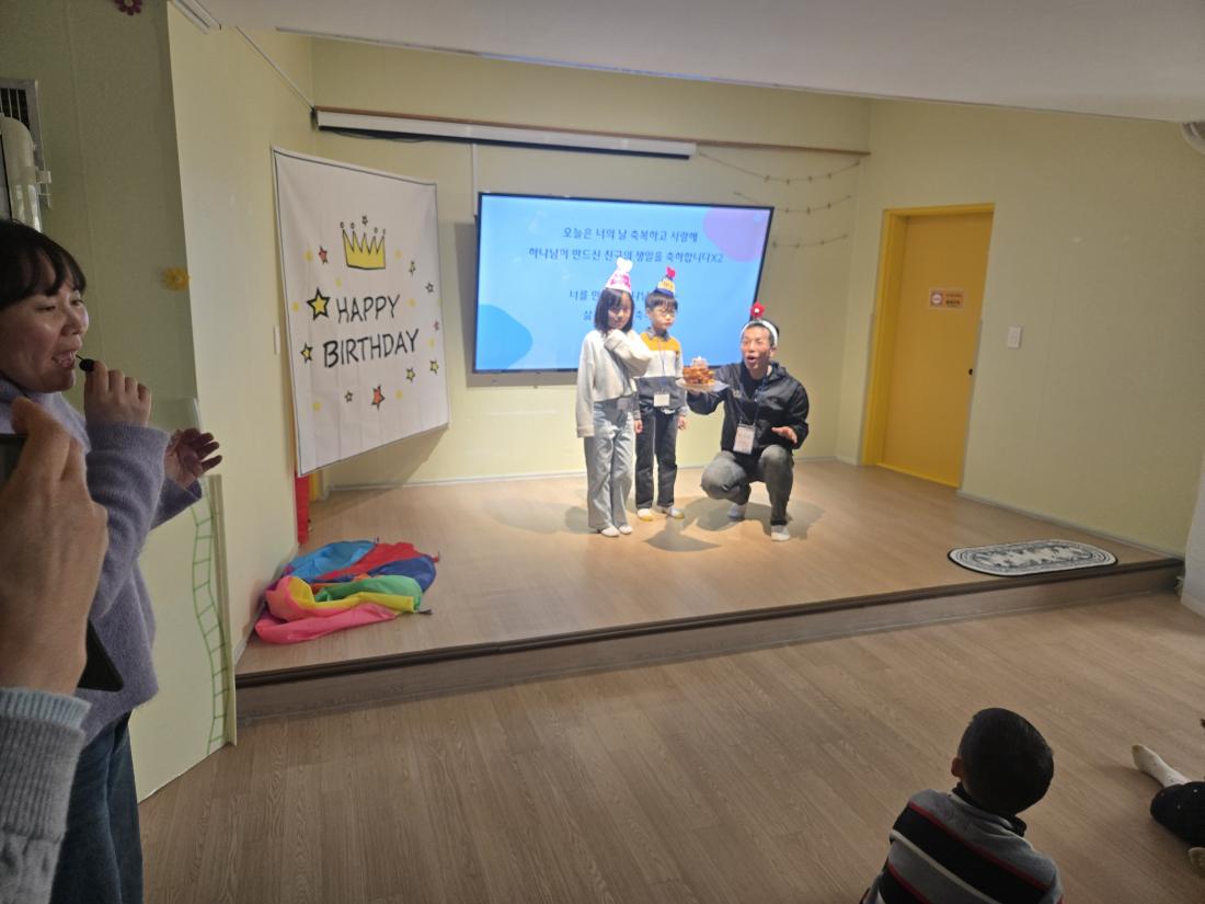 KakaoTalk_20260116_143406611_13.jpg : 둘째주 유년부 예배입니다