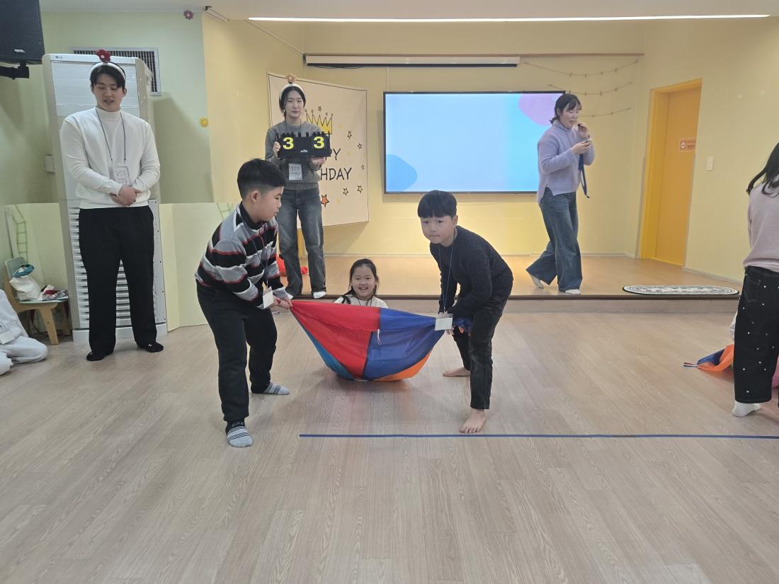 KakaoTalk_20260116_143406611_07.jpg : 둘째주 유년부 예배입니다