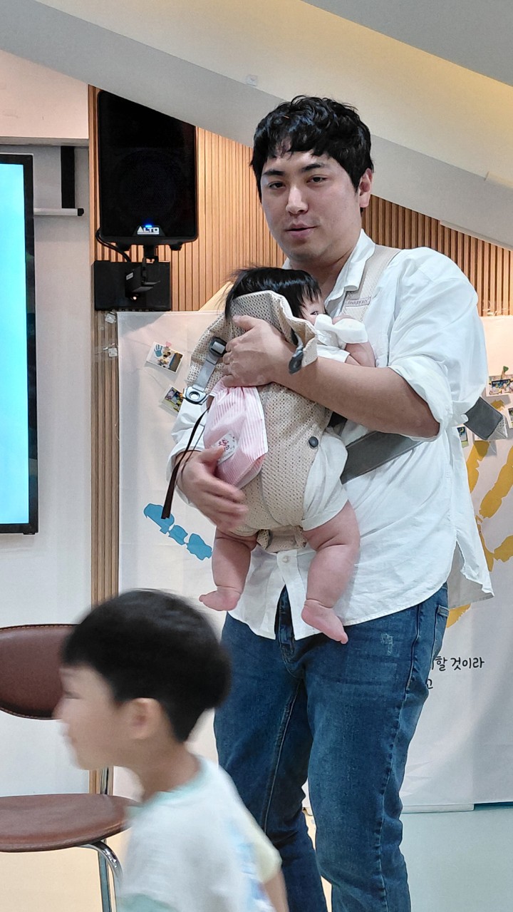 2025년 부산중앙교회 영아부_사진_20250914_64.jpg : 9월 14일 주일 영아부 예배