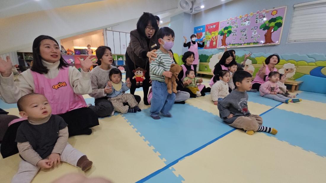 2026년 부산중앙교회 영아부_사진_20260208_25.jpg : 2월8일 주일 영아부 예배