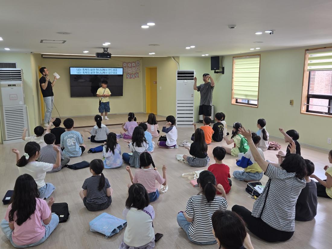 KakaoTalk_20250618_194608006_03.jpg : 유년부 셋째주 예배입니다^^