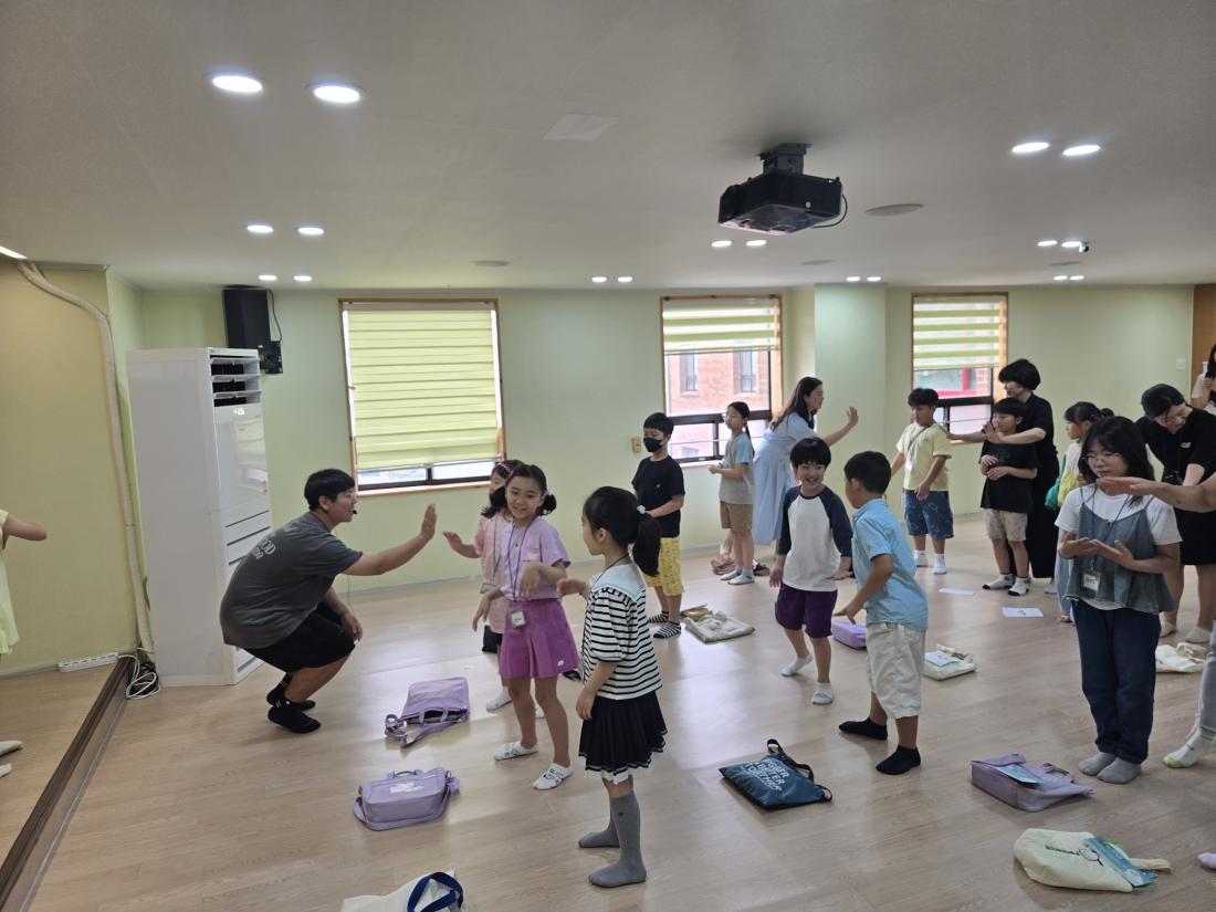 KakaoTalk_20250618_194608006_29.jpg : 유년부 셋째주 예배입니다^^