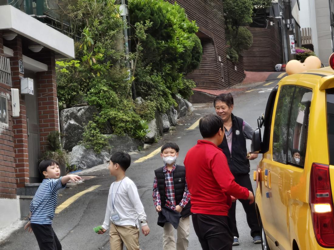 KakaoTalk_20250420_121827146_03.jpg : 부활주일 유년부 모습입니다^^