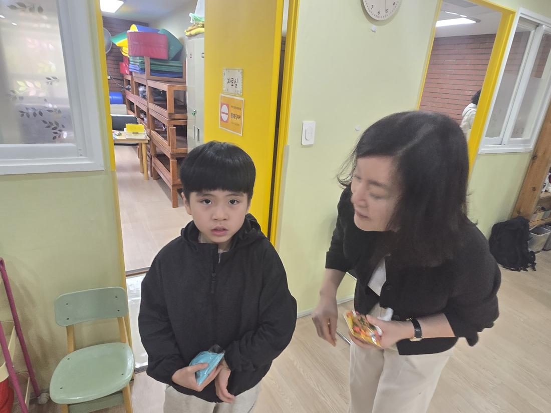 KakaoTalk_20250420_130747654_05.jpg : 부활주일 유년부 모습입니다^^