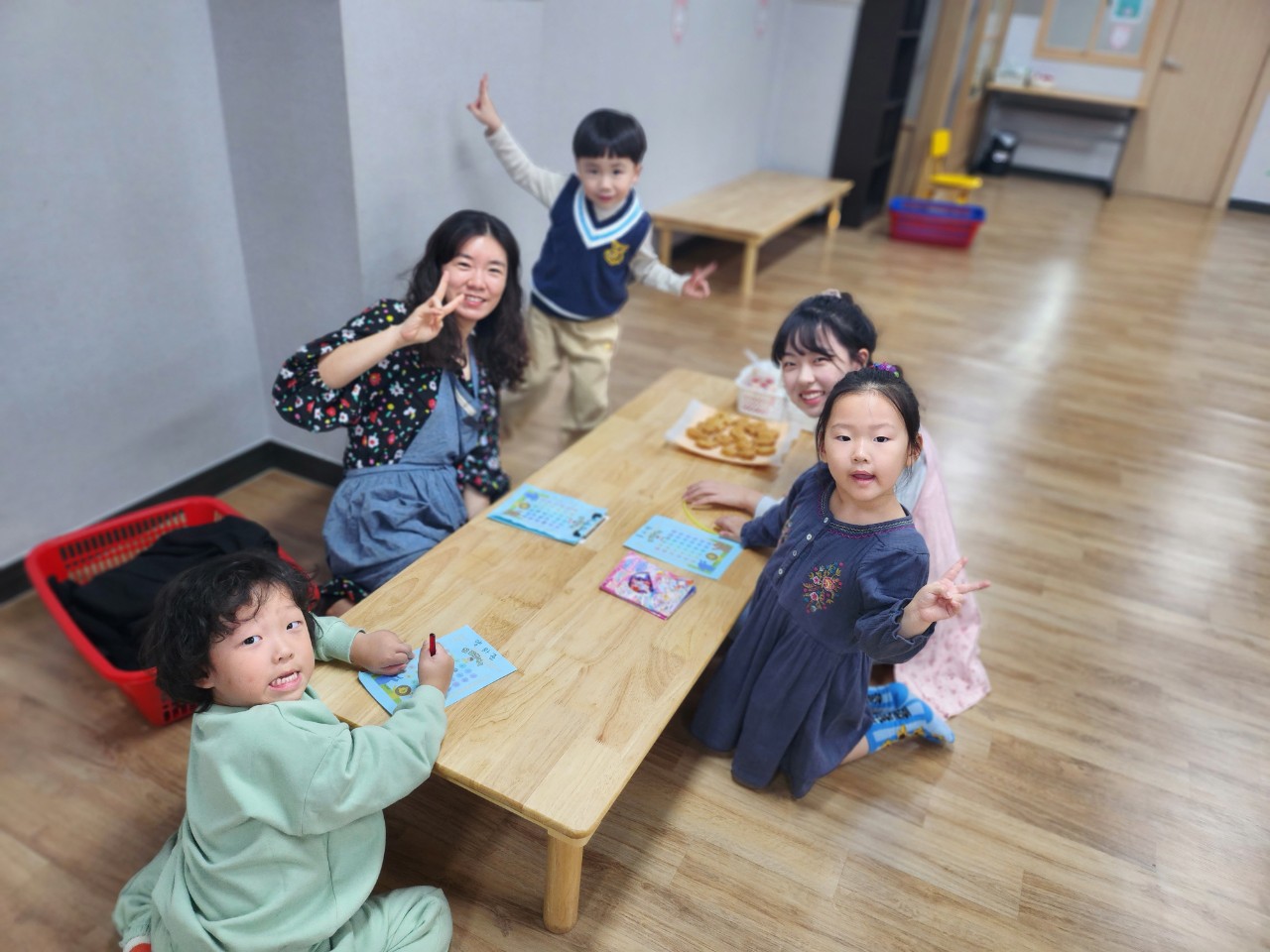KakaoTalk_20231102_170943716_06.jpg