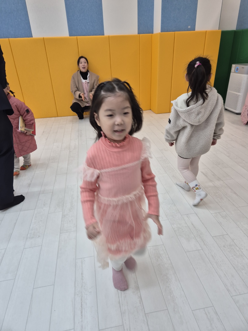 KakaoTalk_20250331_152458932_22.jpg : 20250330 유치부예배