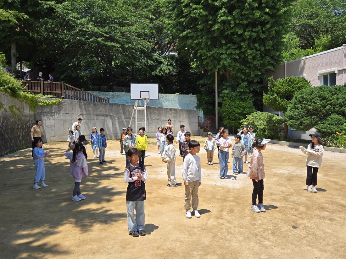 KakaoTalk_20250527_210550249_04.jpg : 5월 마지막 주 유년부 야외 예배 드렸어요