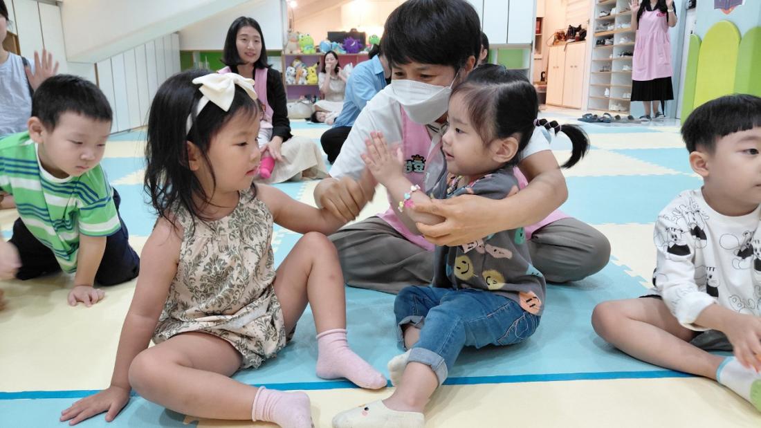 2025년 부산중앙교회 영아부_사진_20251015_6.jpg : 9월28일 주일 영아부 예배