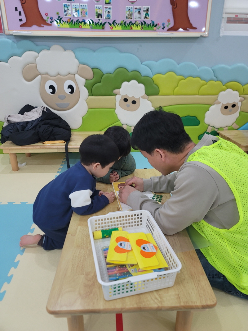 2025년 부산중앙교회 영아부_사진_20250113_26.jpg : 1월 12일 주일 영아부 예배