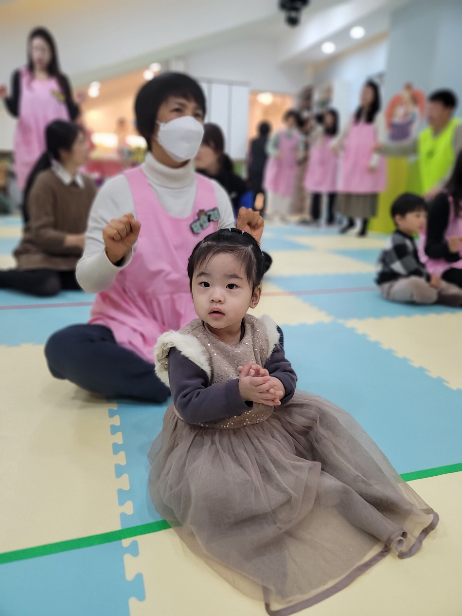 2025년 부산중앙교회 영아부_사진_20250113_3.jpg : 1월 12일 주일 영아부 예배