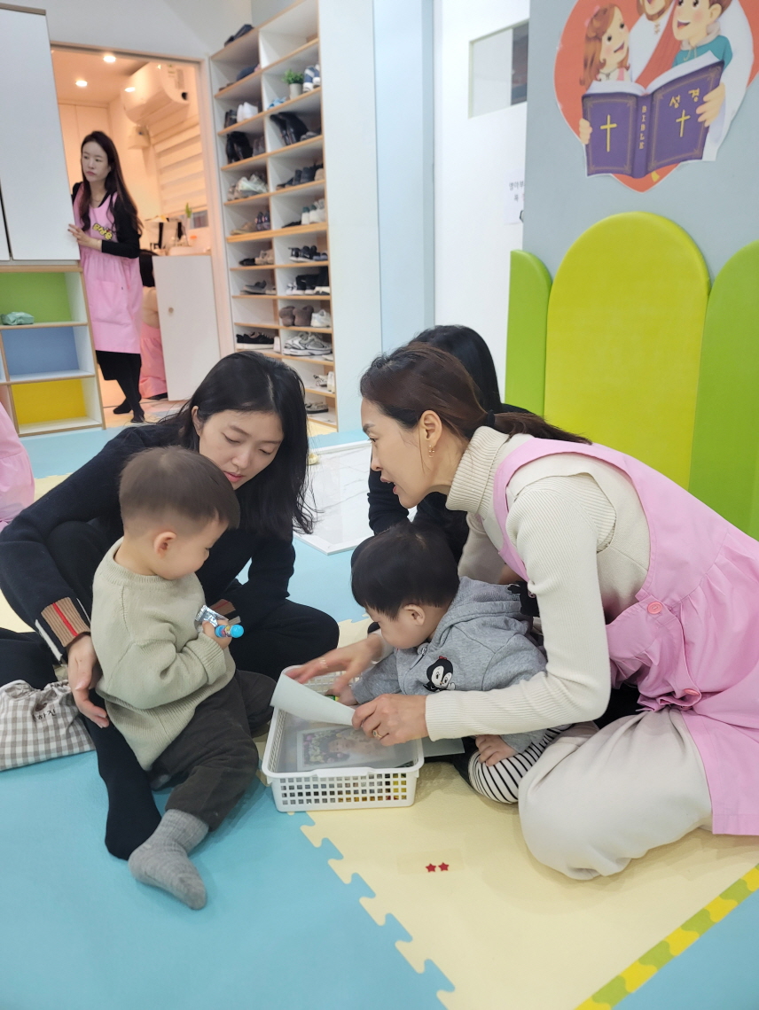 2025년 부산중앙교회 영아부_사진_20250113_27.jpg : 1월 12일 주일 영아부 예배