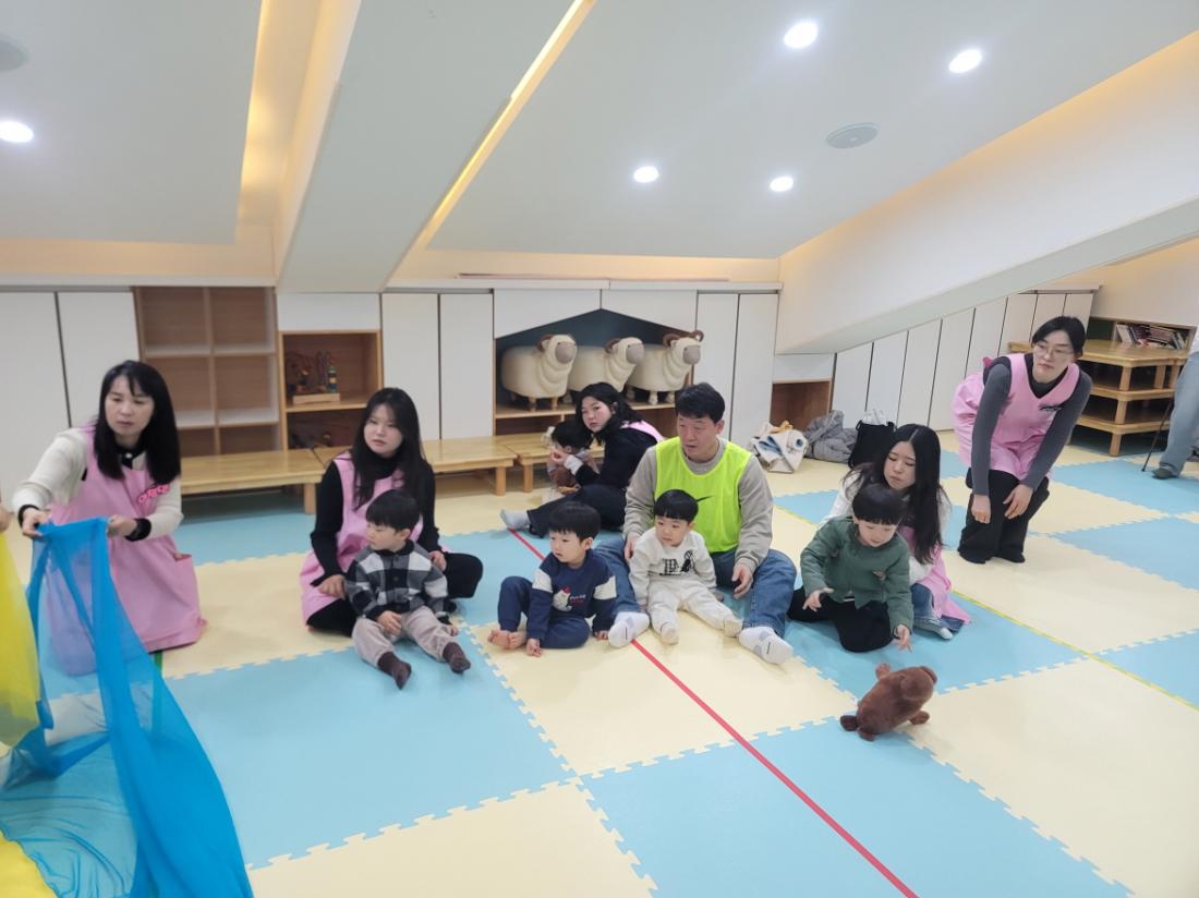 2025년 부산중앙교회 영아부_사진_20250113_32.jpg : 1월 12일 주일 영아부 예배