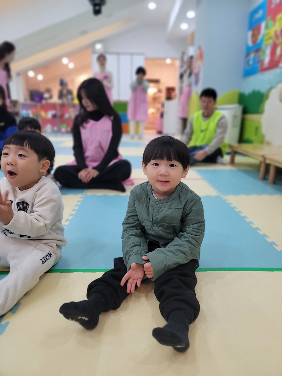 2025년 부산중앙교회 영아부_사진_20250113_5.jpg : 1월 12일 주일 영아부 예배