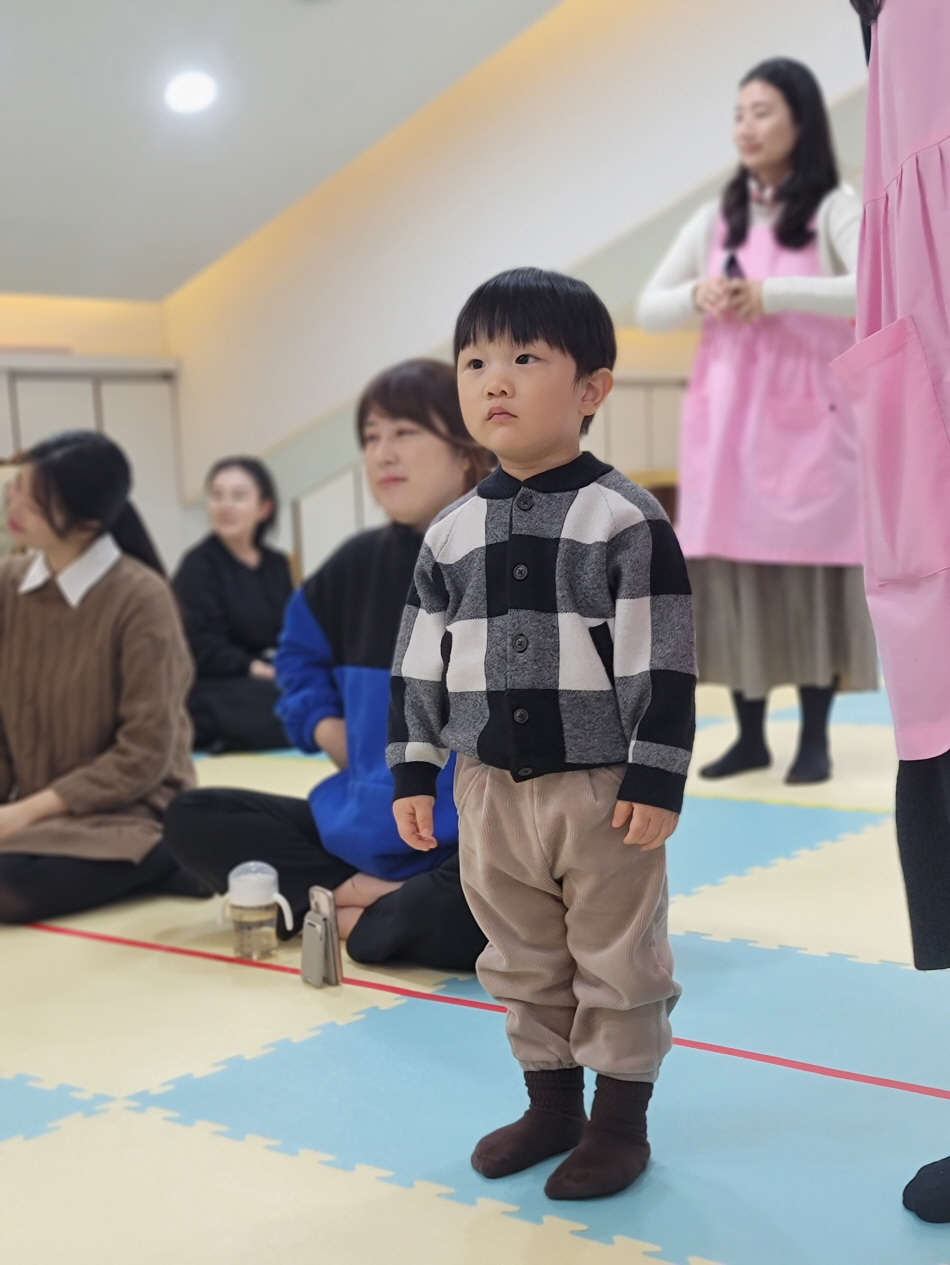 2025년 부산중앙교회 영아부_사진_20250113_8.jpg : 1월 12일 주일 영아부 예배