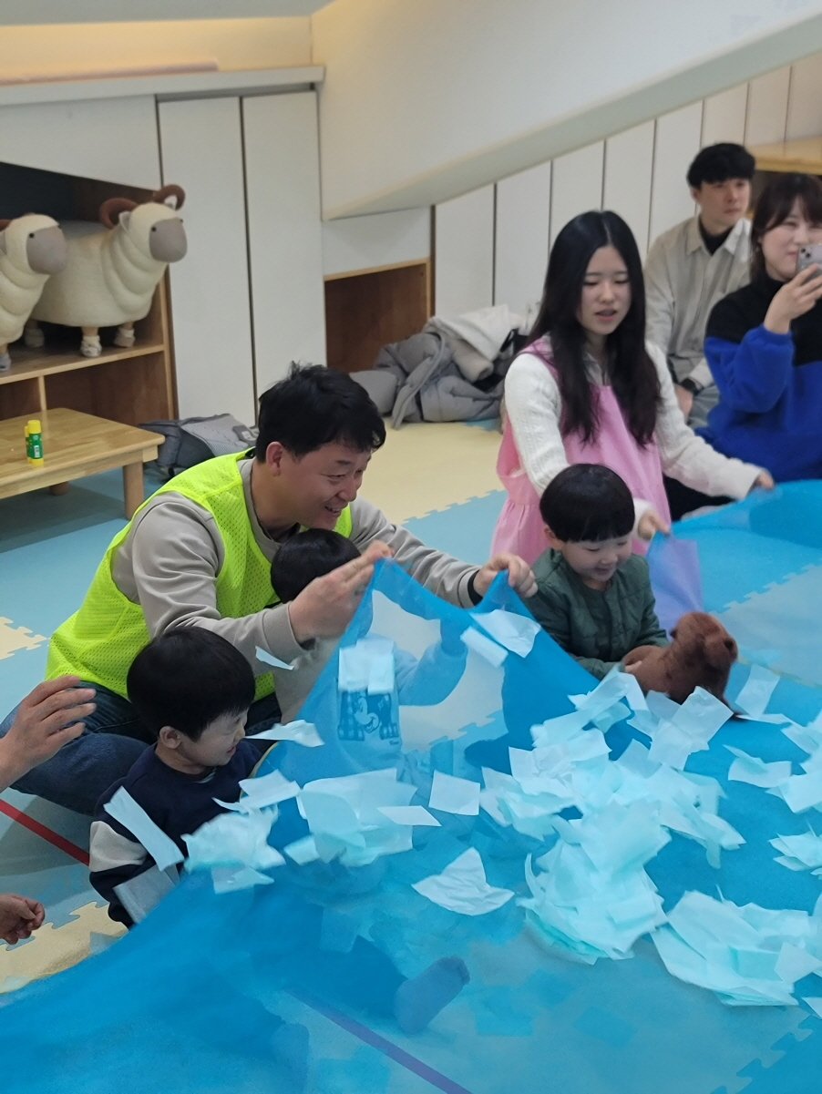 2025년 부산중앙교회 영아부_사진_20250113_39.jpg : 1월 12일 주일 영아부 예배