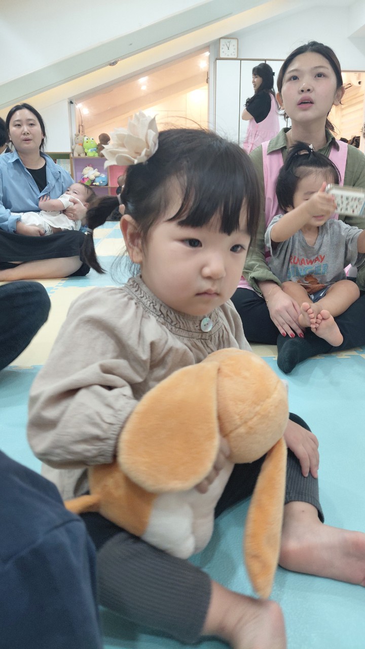 2025년 부산중앙교회 영아부_사진_20251015_6.jpg : 10월5일 주일 영아부 예배