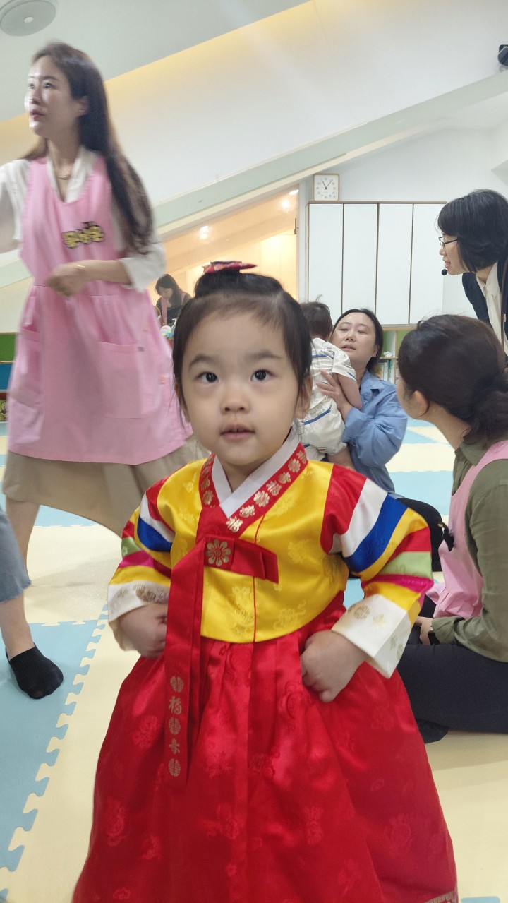 2025년 부산중앙교회 영아부_사진_20251015_13.jpg : 10월5일 주일 영아부 예배