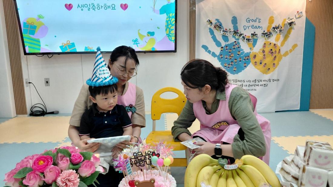 2025년 부산중앙교회 영아부_사진_20251015_31.jpg : 10월5일 주일 영아부 예배