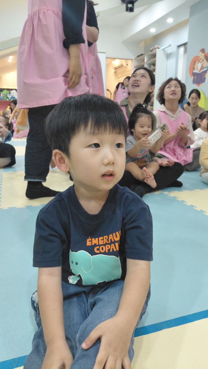 2025년 부산중앙교회 영아부_사진_20251015_5.jpg : 10월5일 주일 영아부 예배