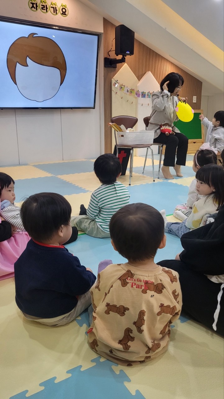 2025년 부산중앙교회 영아부_사진_20250423_86.jpg : 4월20일 주일 영아부 예배