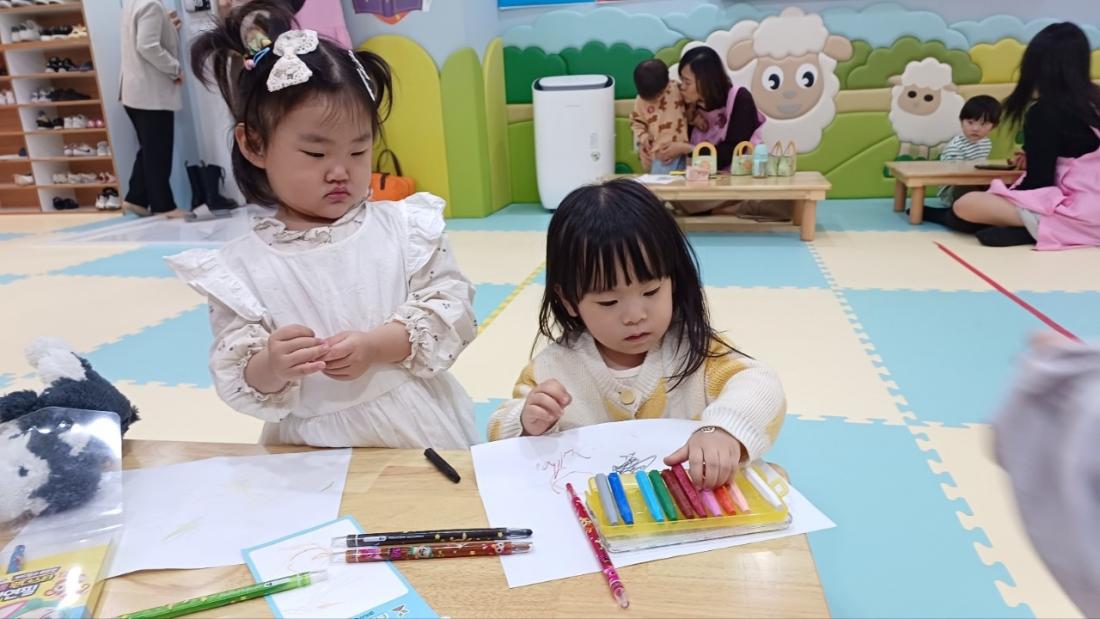 2025년 부산중앙교회 영아부_사진_20250423_56.jpg : 4월20일 주일 영아부 예배