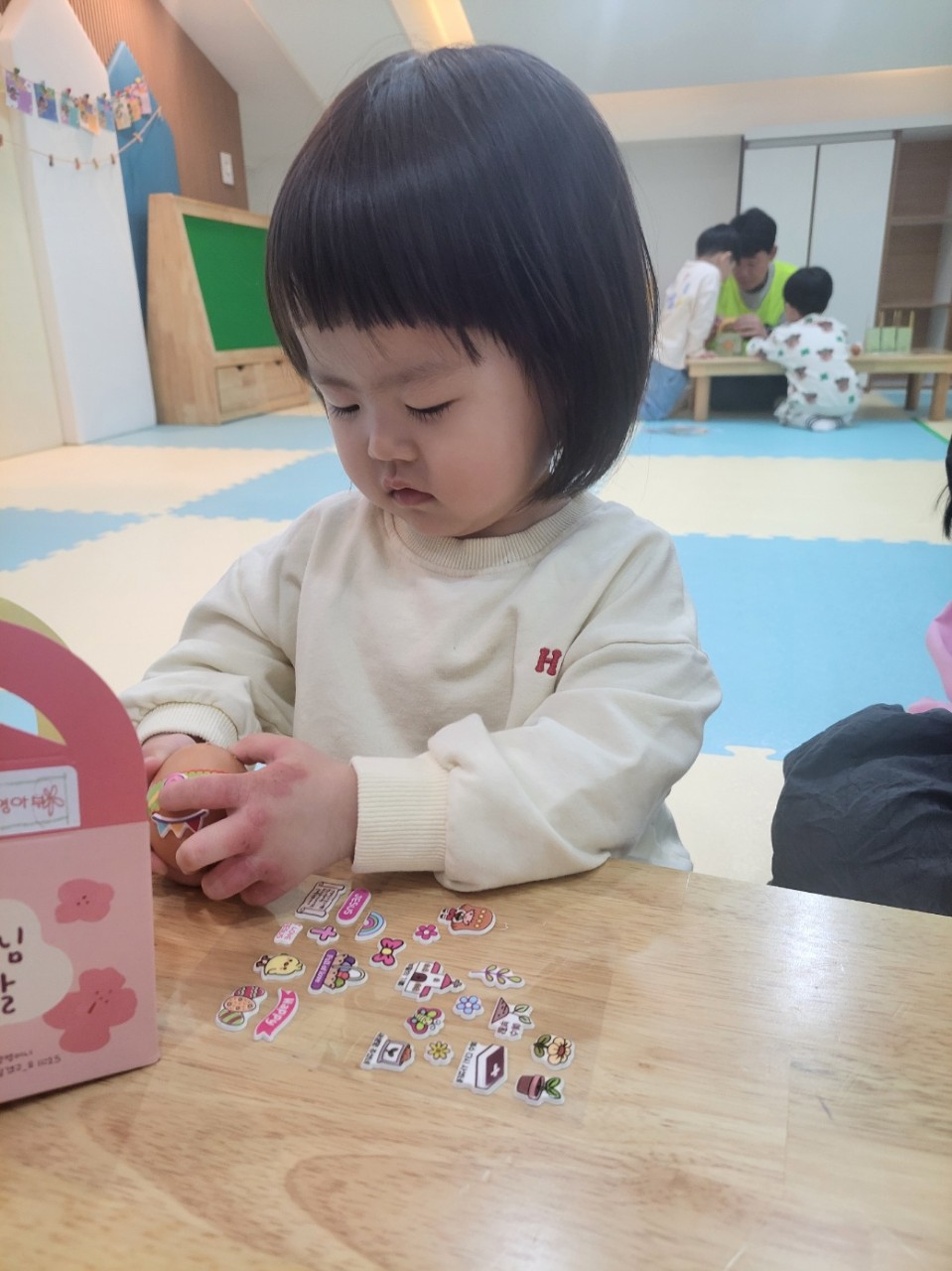 2025년 부산중앙교회 영아부_사진_20250423_79.jpg : 4월20일 주일 영아부 예배