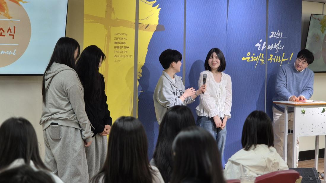 KakaoTalk_20260330_224748256_09.jpg : 3월 29일 고등부 예배 사진입니다~