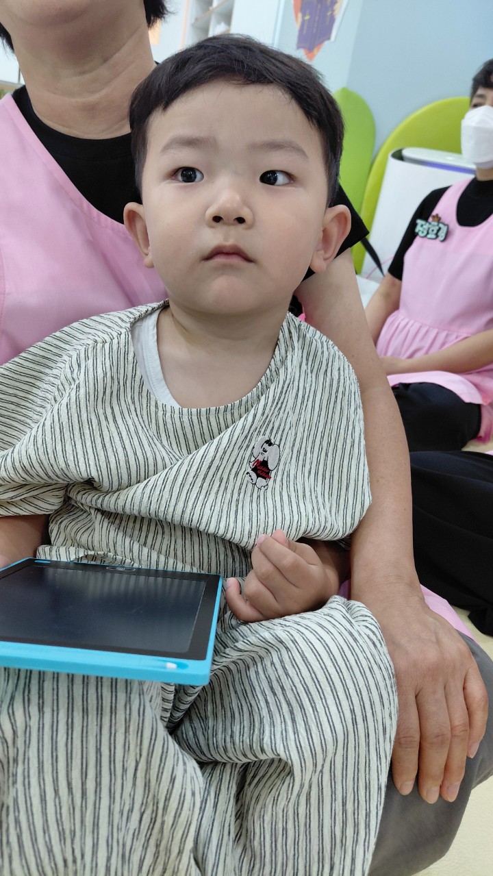 2025년 부산중앙교회 영아부_사진_20251015_25.jpg : 10월12일 주일 영아부 예배