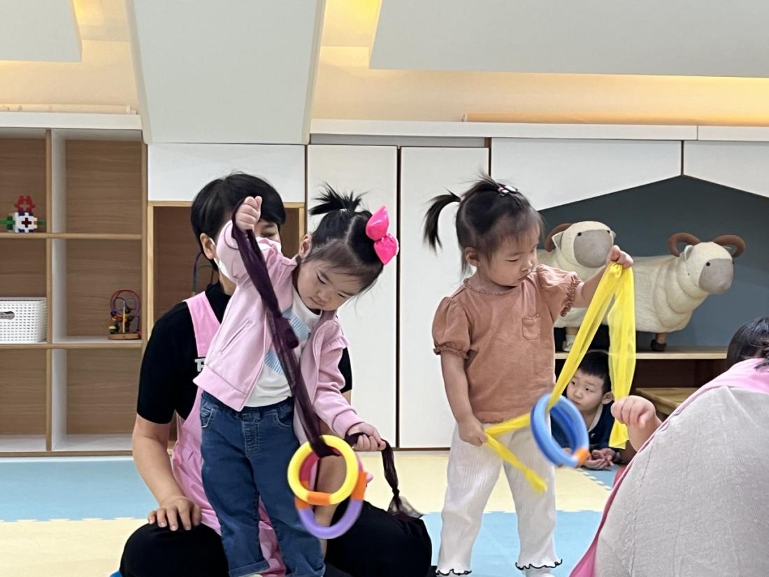 2025년 부산중앙교회 영아부_사진_20251015_55.jpg : 10월12일 주일 영아부 예배