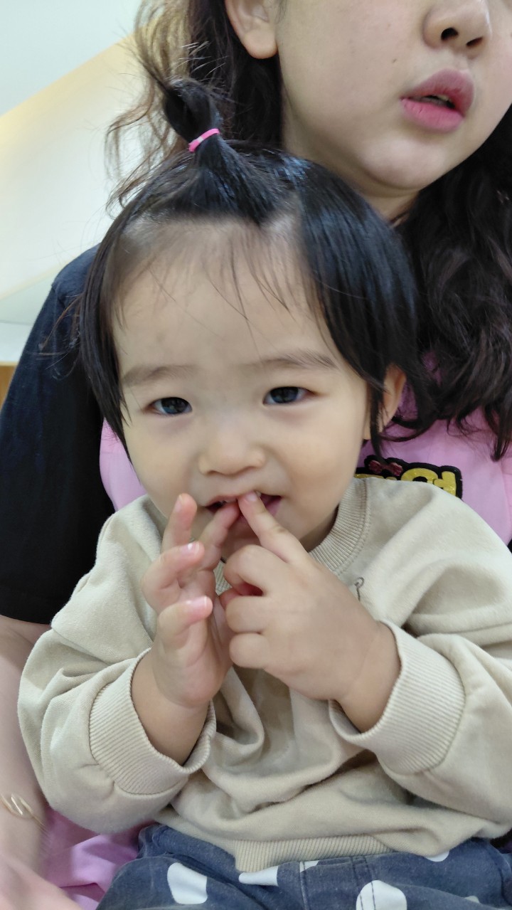 2025년 부산중앙교회 영아부_사진_20251015_8.jpg : 10월12일 주일 영아부 예배