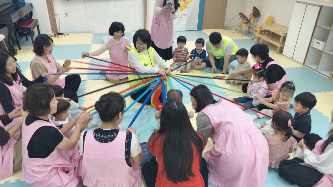 2025년 부산중앙교회 영아부_사진_20251015_46.jpg : 10월12일 주일 영아부 예배
