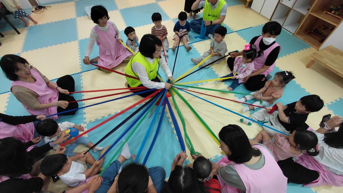 2025년 부산중앙교회 영아부_사진_20251015_47.jpg : 10월12일 주일 영아부 예배