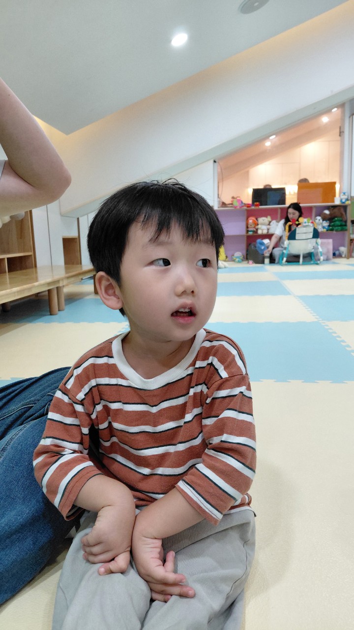 2025년 부산중앙교회 영아부_사진_20251015_5.jpg : 10월12일 주일 영아부 예배