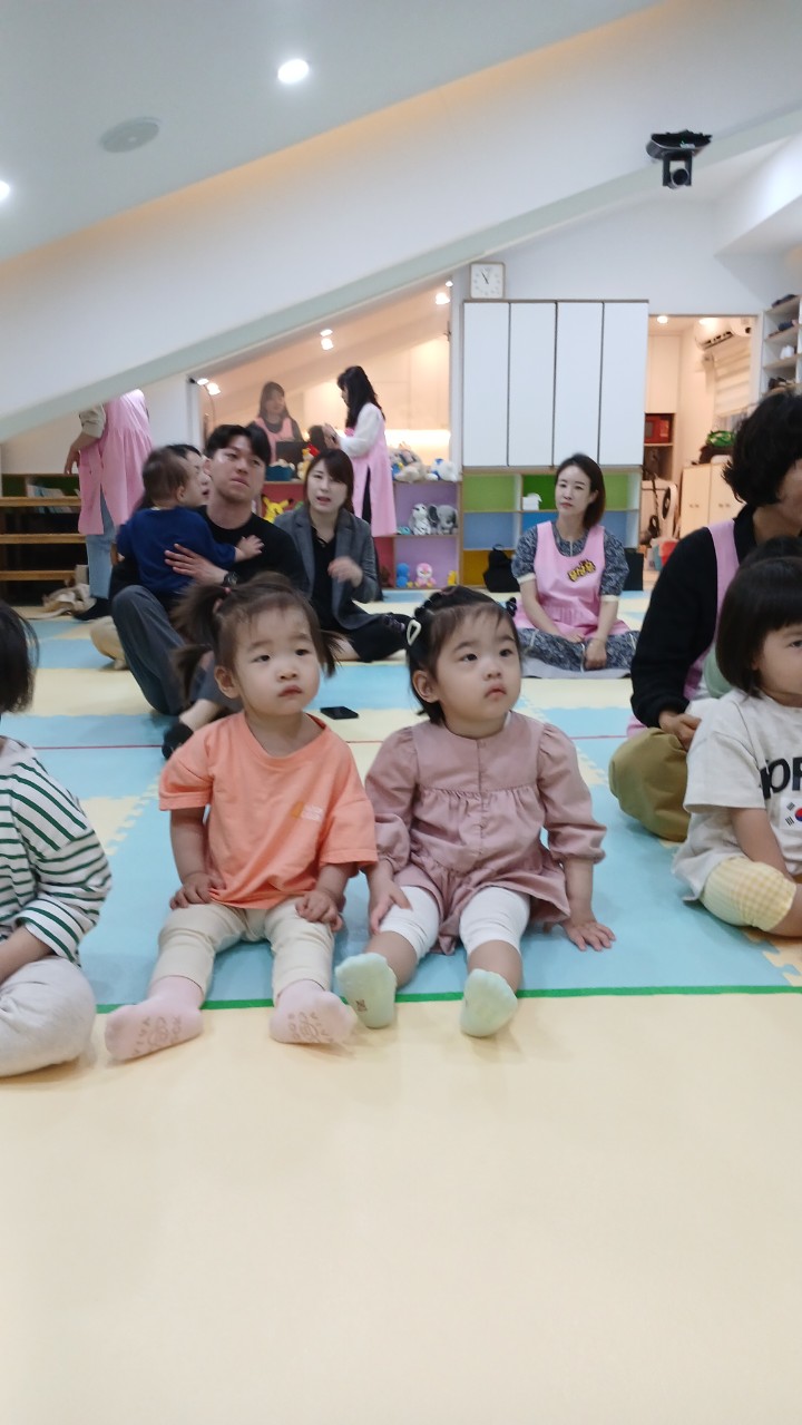 2025년 부산중앙교회 영아부_사진_20250604_5.jpg : 6월1일 주일 영아부 예배