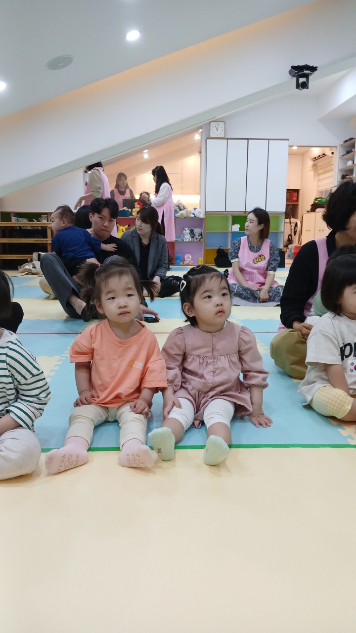 2025년 부산중앙교회 영아부_사진_20250604_6.jpg : 6월1일 주일 영아부 예배