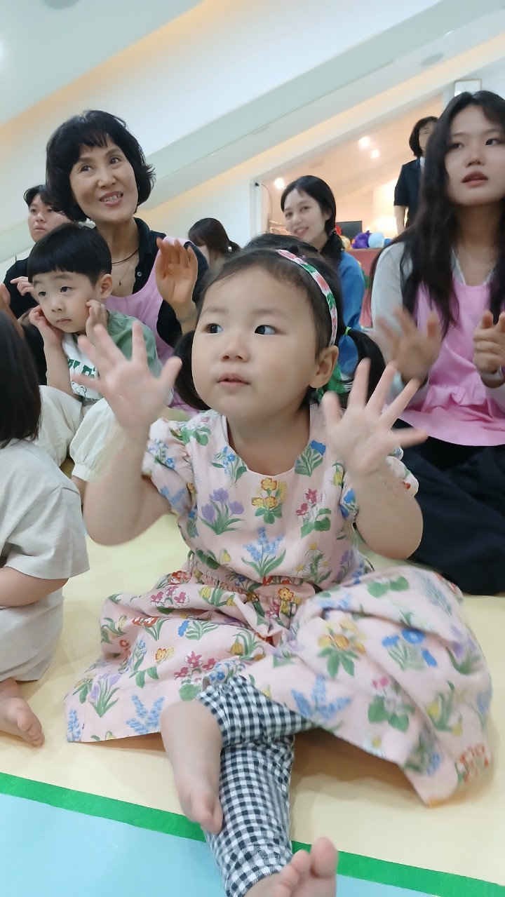 2025년 부산중앙교회 영아부_사진_20250604_27.jpg : 6월1일 주일 영아부 예배