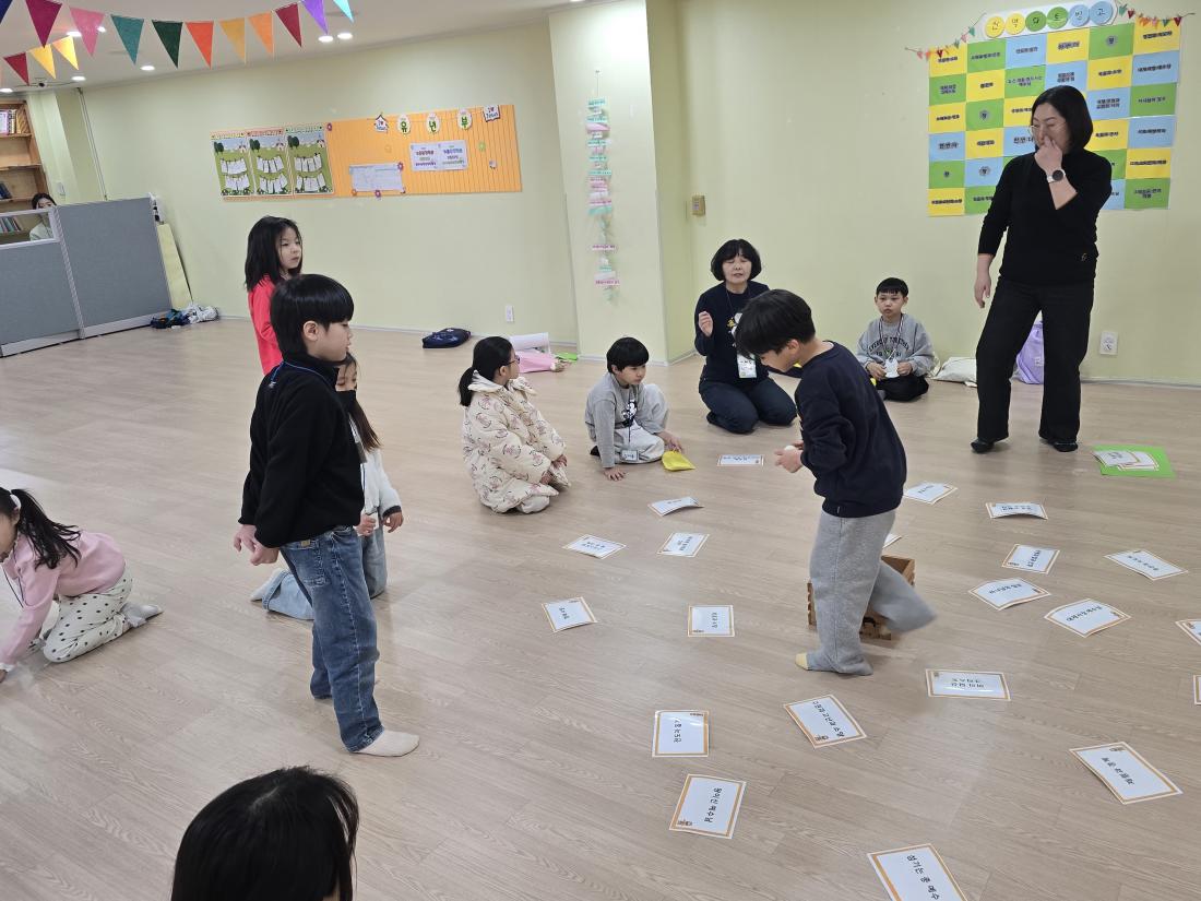 KakaoTalk_20250225_091702782_21.jpg : 유년부 겨울성경학교(두번째 이야기)