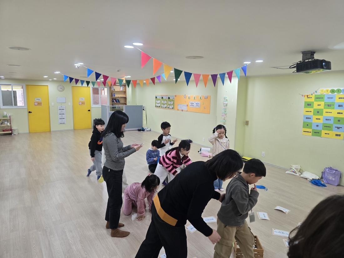 KakaoTalk_20250225_091702782_01.jpg : 유년부 겨울성경학교(두번째 이야기)