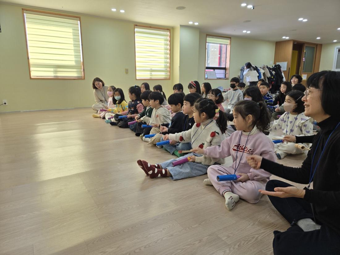 KakaoTalk_20260214_112453366_16.jpg : 2월 2주 유년부 예배 모습입니다^^